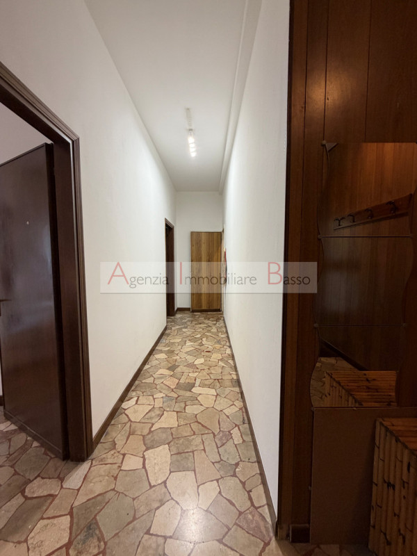 PADOVA - VIA GABELLI - OSPEDALE CIVILE. Affittasi appartamento PERFETTO PER SPECIALIZZANDI O PERS...