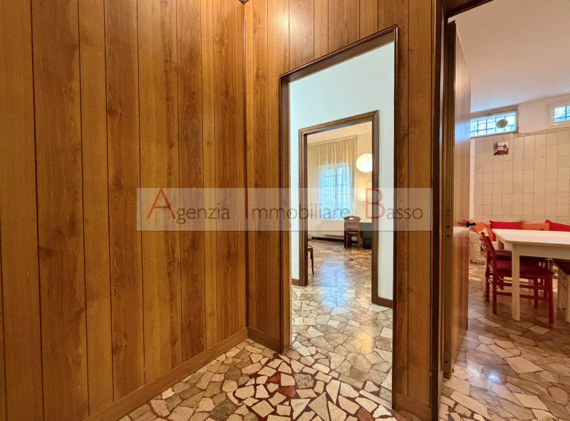 PADOVA - VIA GABELLI - OSPEDALE CIVILE. Affittasi appartamento PERFETTO PER SPECIALIZZANDI O PERS...