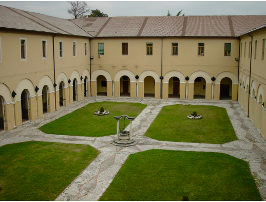 OSPEDALE MILITARE. INTROVABILE ATTICO CON TERRAZZA €.730.000 rif.CL505

Proponiamo uno splendido ...