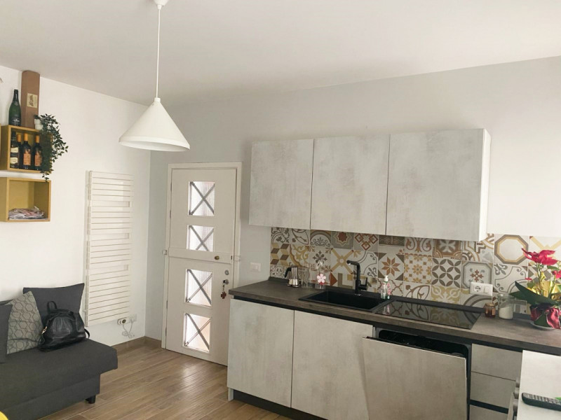 Castelfranco V.to: all'interno delle antiche mura cittadine proponiamo in locazione un appartamen...