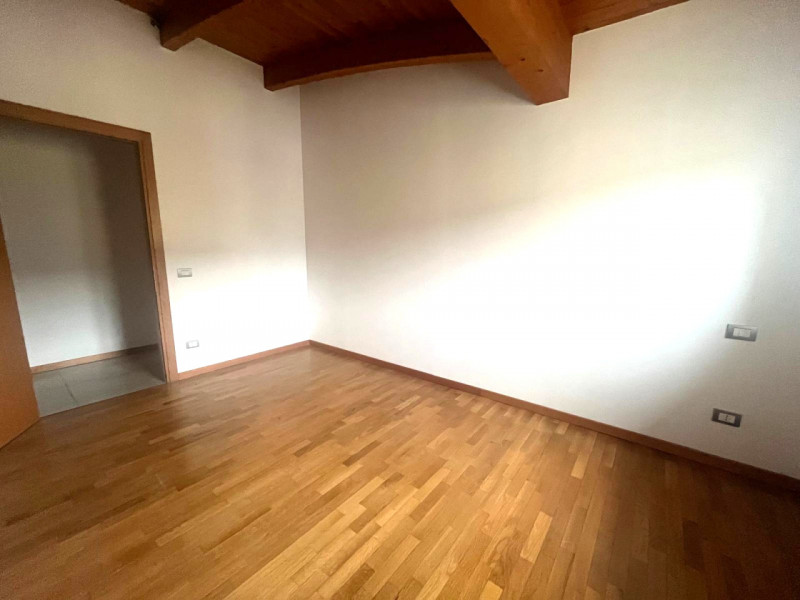 FORCELLINI: CLASSE ENERGETICA A4 - Epgl,nren 15,98 KWh/mq anno.
In tranquillo contesto residenzia...