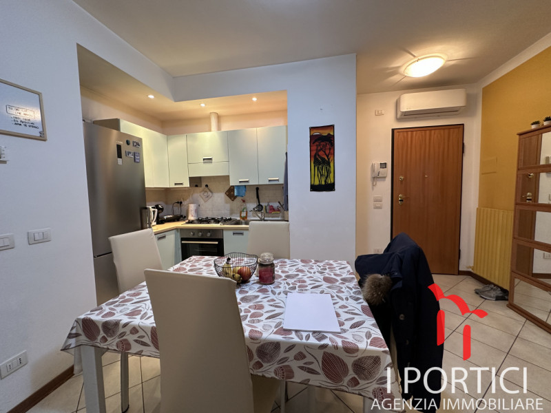 Mogliano Veneto – Via Benetton

In Via Benetton, a Mogliano Veneto, proponiamo in vendita apparta...