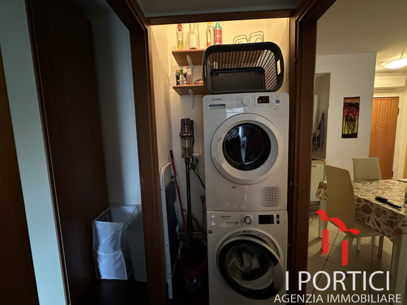 Mogliano Veneto – Via Benetton

In Via Benetton, a Mogliano Veneto, proponiamo in vendita apparta...