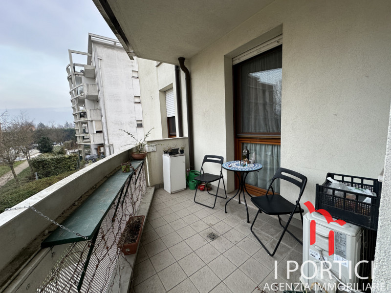 Mogliano Veneto – Via Benetton

In Via Benetton, a Mogliano Veneto, proponiamo in vendita apparta...