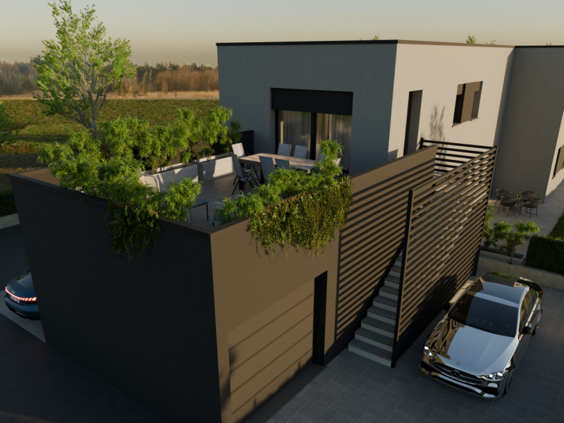 All'inizio del borgo Vicenza, a 700 metri dalle mura cittadine, inizierà la costruzione di questo...