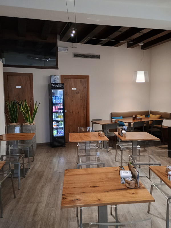 CESSIONE CAFFETTERIA BAR TABACCHERIA - Euro 99.000 - RIF. 8335

In pieno Centro Storico, in zona ...