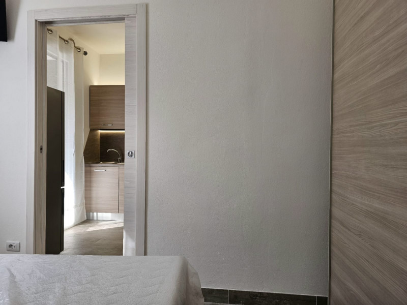 RIVIERA MUSSATO. GRAZIOSISSIMO MINI APPARTAMENTO COMPLETAMENTE RISTRUTTURATO E ARREDATO A NUOVO. ...