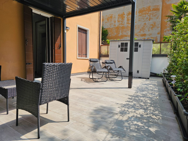 RIVIERA MUSSATO. GRAZIOSISSIMO MINI APPARTAMENTO COMPLETAMENTE RISTRUTTURATO E ARREDATO A NUOVO. ...