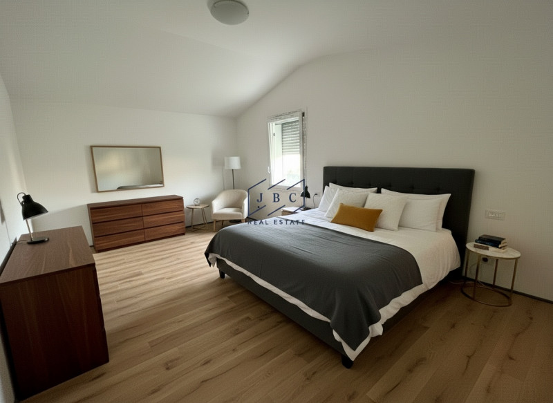 CESSALTO - (TV)
In una posizione strategica, a meno di un chilometro dal casello autostradale e n...