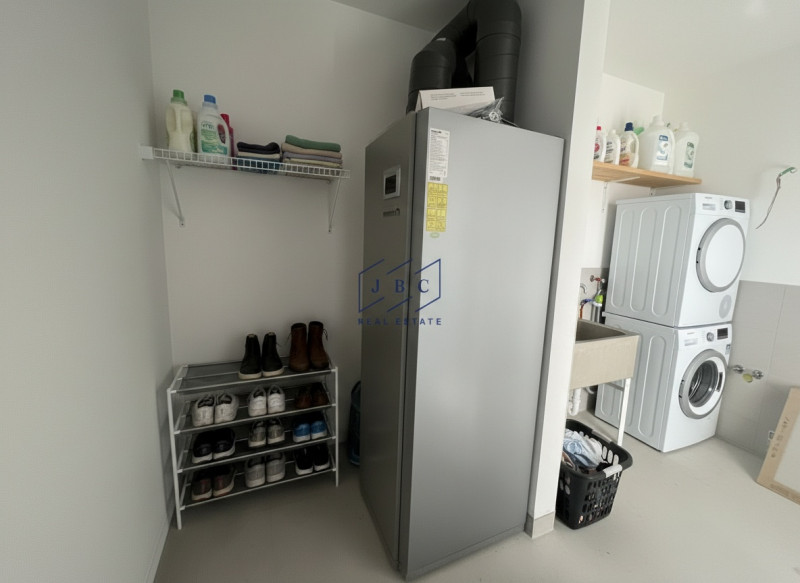 CESSALTO - (TV)
In una posizione strategica, a meno di un chilometro dal casello autostradale e n...