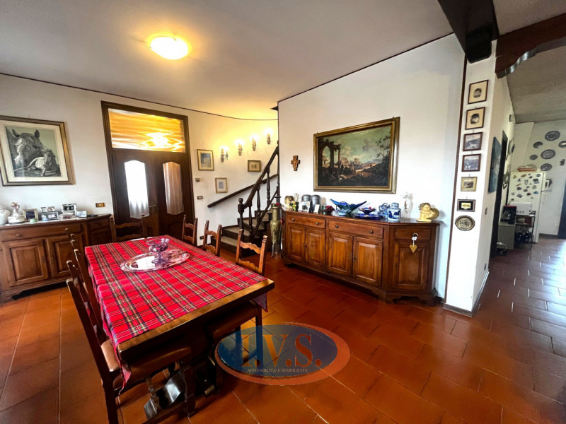 Padova Zona Porta Trento (PD): In tranquillo contesto residenziale, frequentato unicamente dagli ...