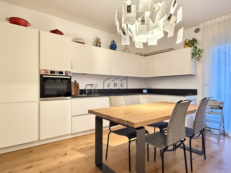 ODERZO - (TV)
In una delle zone più ricercate di Oderzo presentiamo un bellissimo appartamento in...