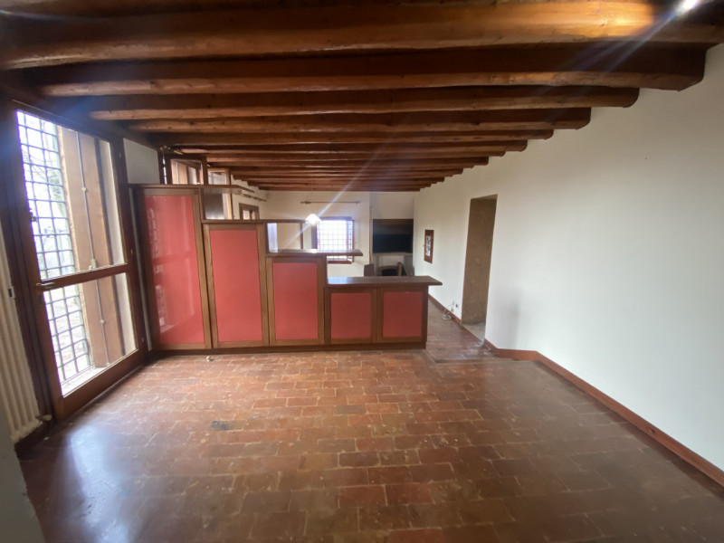 Villa singola Parco 6000mq Fotovoltaico e accumulo, Tetto nuovo , vista straordinaria sulla città...