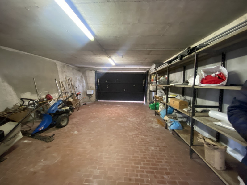 Villa singola Parco 6000mq Fotovoltaico e accumulo, Tetto nuovo , vista straordinaria sulla città...