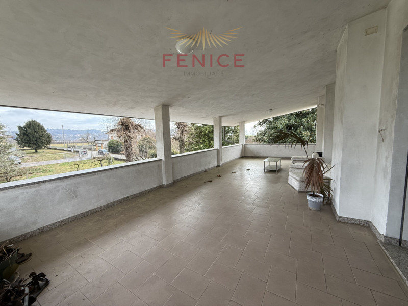 Nel cuore della campagna trevigiana, a Falzè di Piave, tranquilla frazione del Comune di Sernagli...