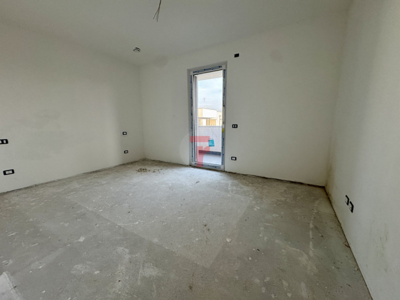 SELVAZZANO DENTRO - Su zona verdeggiante e a due passi da tutti i servizi ed alle tangenziali

Di...