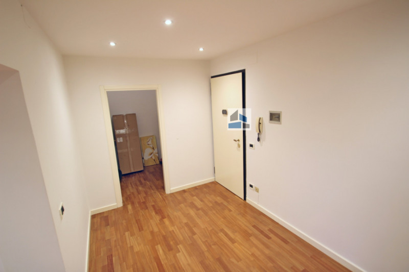 SAN DONO - Posizionato in centro paese, proponiamo elegante appartamento al secondo piano, dispon...