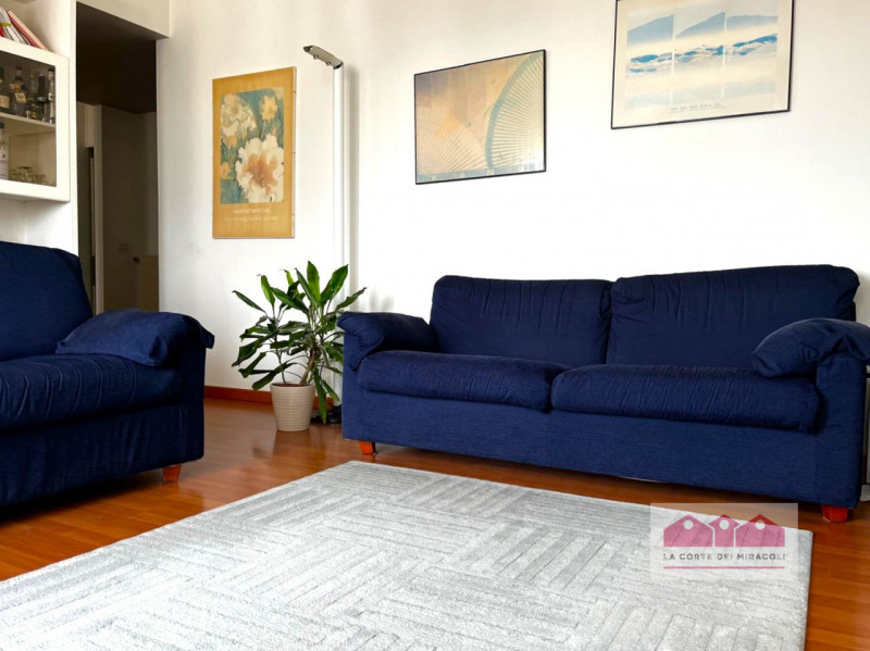 COSTABISSARA: APPARTAMENTO COMPLETAMENTE RISTRUTTURATO CON VISTA APERTA, AMBIENTI LUMINOSI, CAMIN...