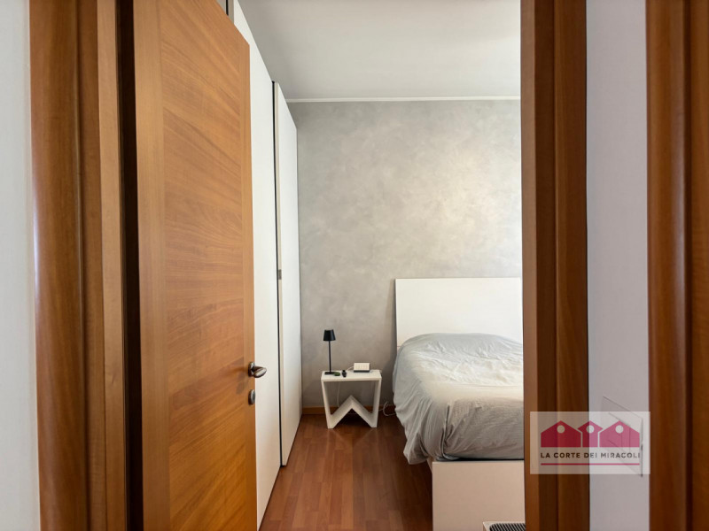 COSTABISSARA: APPARTAMENTO COMPLETAMENTE RISTRUTTURATO CON VISTA APERTA, AMBIENTI LUMINOSI, CAMIN...