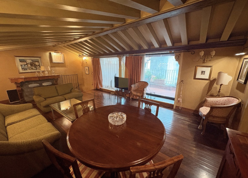 PADOVA – ZONA SANTO | APPARTAMENTO DUPLEX CON TERRAZZO PANORAMICO

Nel cuore del centro storico d...