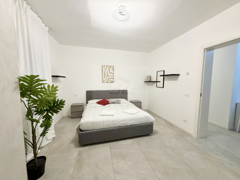 VICENZA CENTRO - ZONA UNIVERSITARIA 

 Appartamento in sole 2 unità, senza spese condominiali, 4 ...