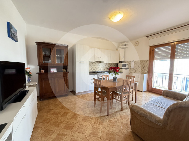 Scopri questo appartamento arredato situato a due passi dal centro di Piombino Dese, una località...