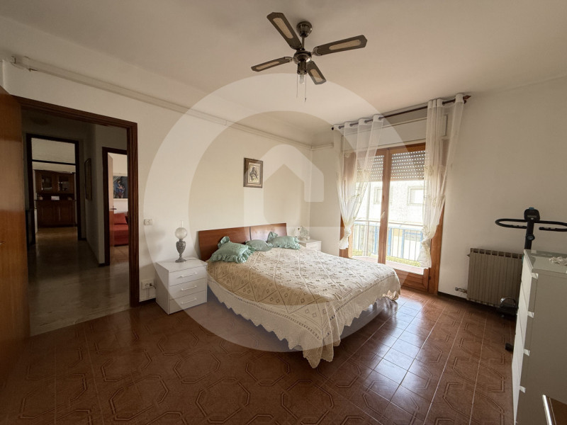 Scopri questo appartamento arredato situato a due passi dal centro di Piombino Dese, una località...