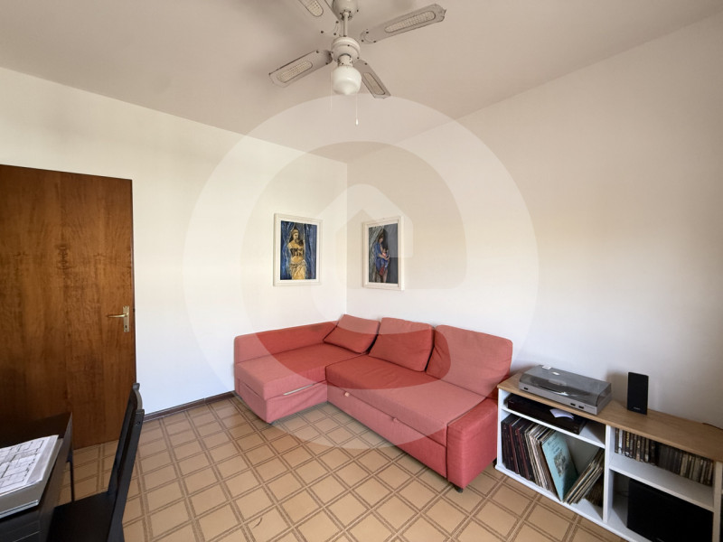 Scopri questo appartamento arredato situato a due passi dal centro di Piombino Dese, una località...