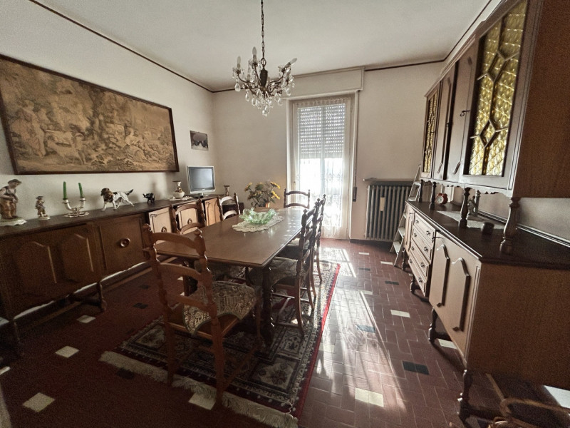 Nel cuore del quartiere Ferrovieri, quartiere residenziale comodo a tutti i principali servizi co...