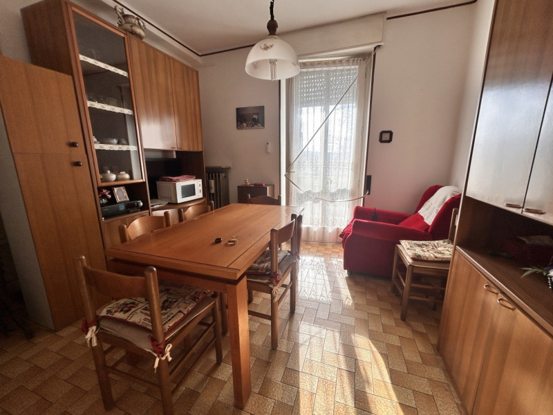 Nel cuore del quartiere Ferrovieri, quartiere residenziale comodo a tutti i principali servizi co...