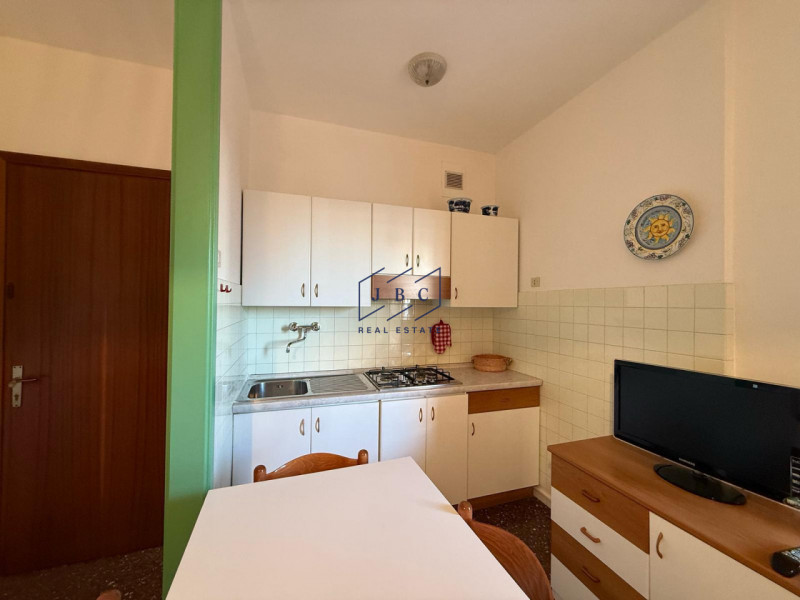 LIGNANO SABBIADORO- (UD)
Proponiamo in vendita un accogliente appartamento bilocale situato nella...