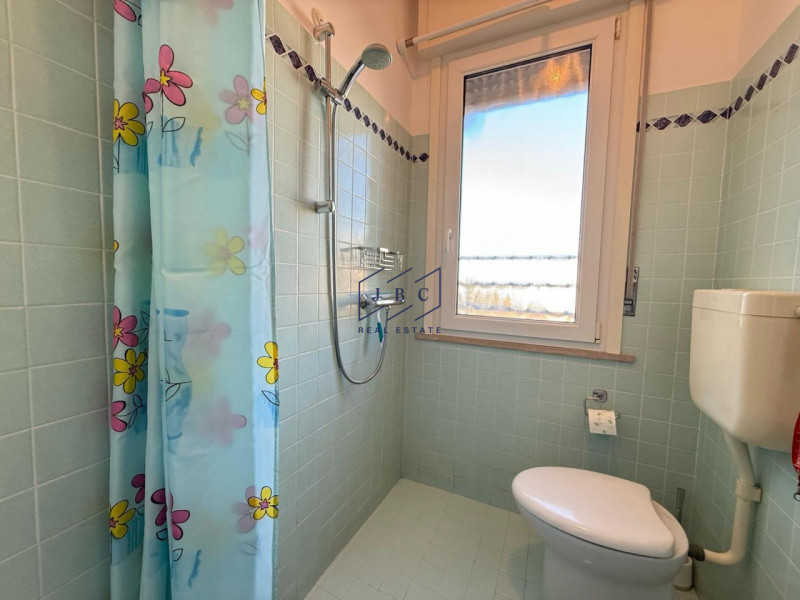 LIGNANO SABBIADORO- (UD)
Proponiamo in vendita un accogliente appartamento bilocale situato nella...