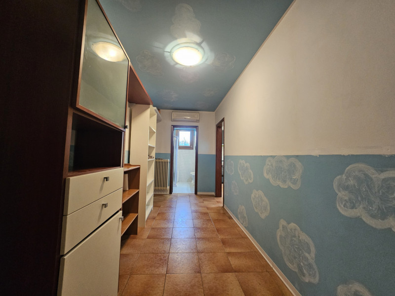 APD450 - Madonna Pellegrina: Situato nel cuore del quartiere, questo affascinante appartamento di...