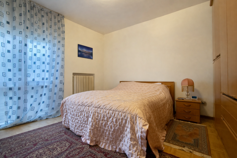 In contesto residenziale tranquillo, all’interno di una via chiusa, proponiamo appartamento al pr...