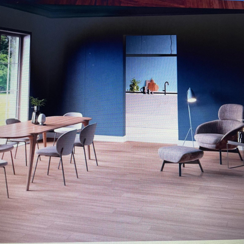 Scopri questo splendido appartamento quadrilocale situato nel rinomato quartiere di Sant'Andrea a...