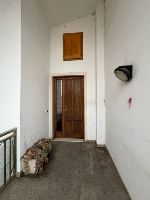 Nel cuore di Pojana Maggiore, in tranquillo quartiere residenziale situato in una strada chiusa e...