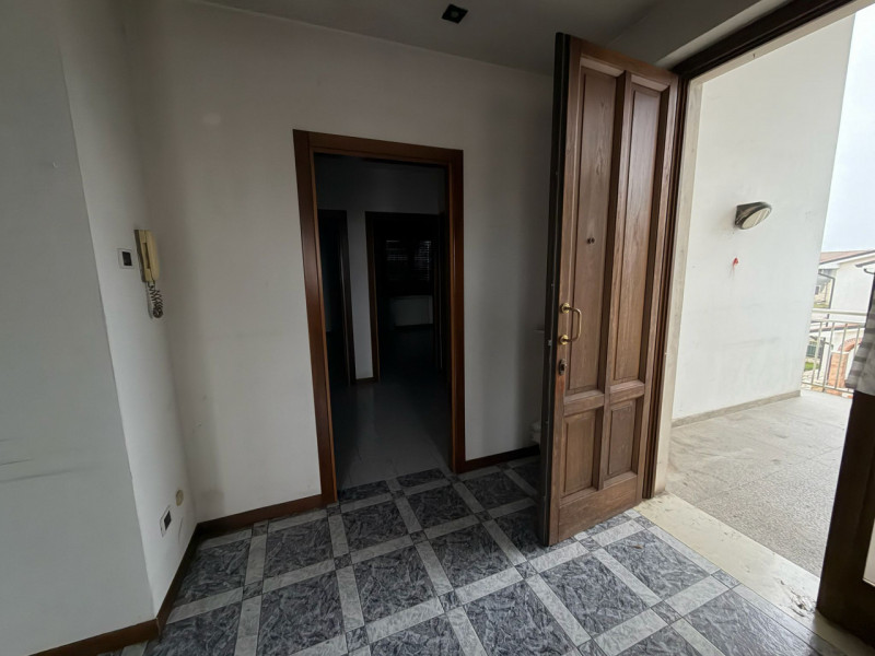 Nel cuore di Pojana Maggiore, in tranquillo quartiere residenziale situato in una strada chiusa e...