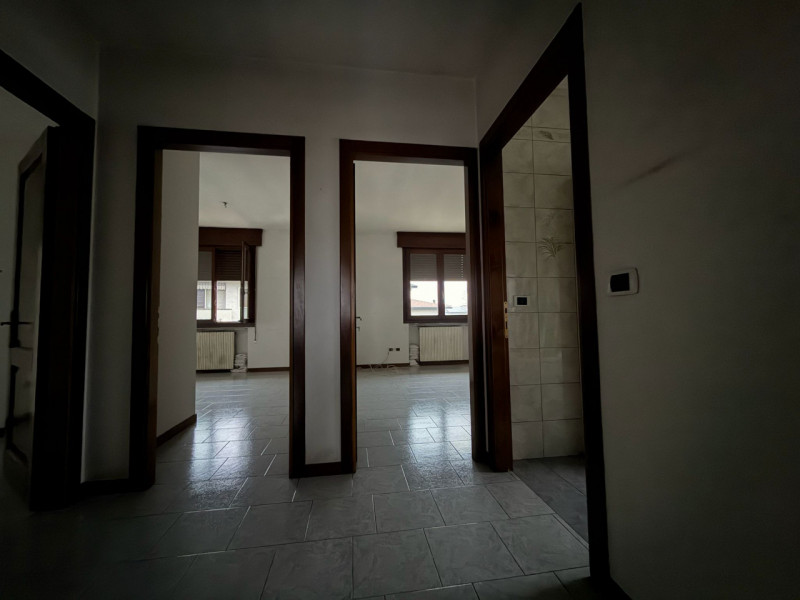 Nel cuore di Pojana Maggiore, in tranquillo quartiere residenziale situato in una strada chiusa e...