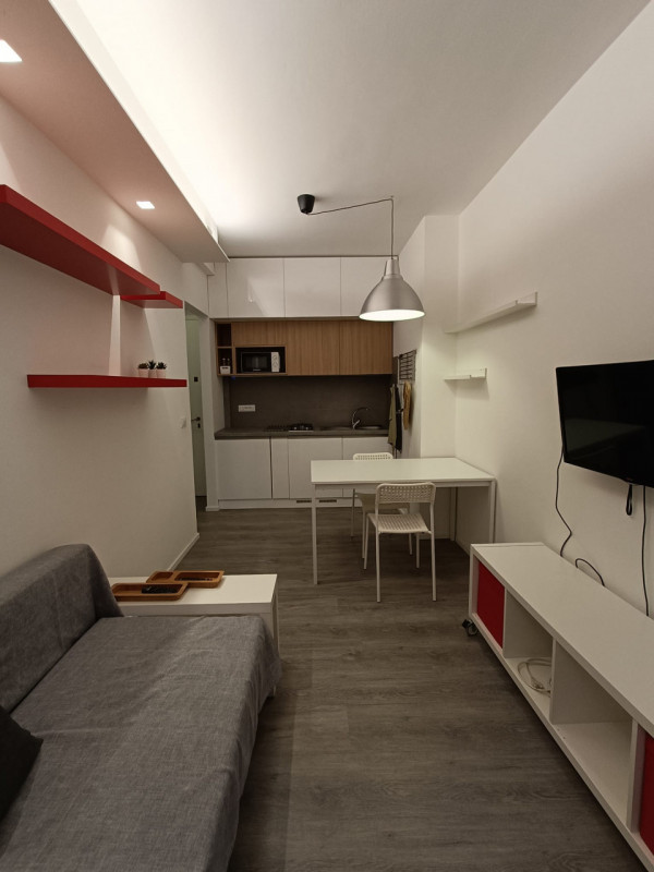 Proponiamo in esclusiva un moderno bilocale di circa 45 mq situato nel cuore della zona Facciolat...