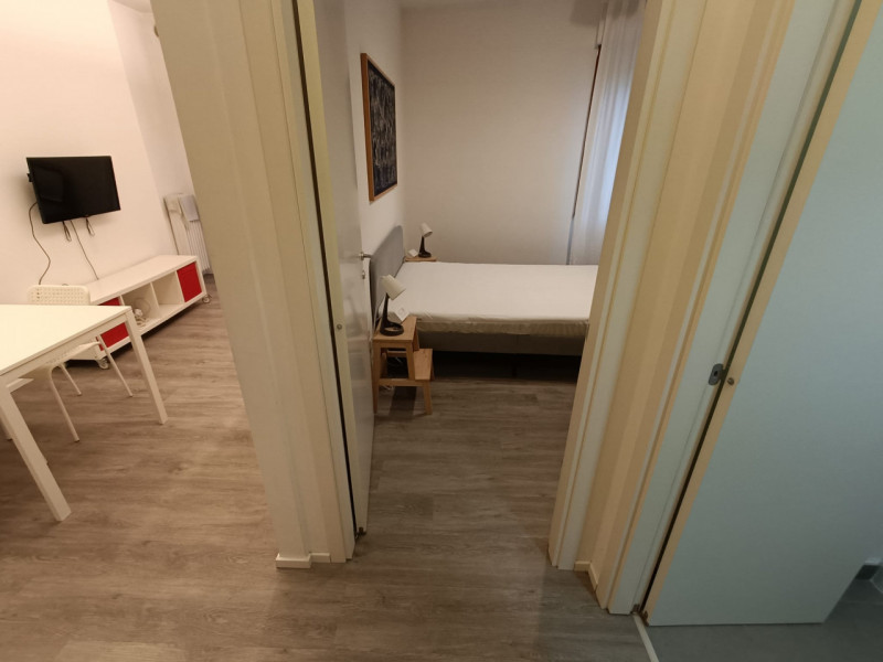 Proponiamo in esclusiva un moderno bilocale di circa 45 mq situato nel cuore della zona Facciolat...