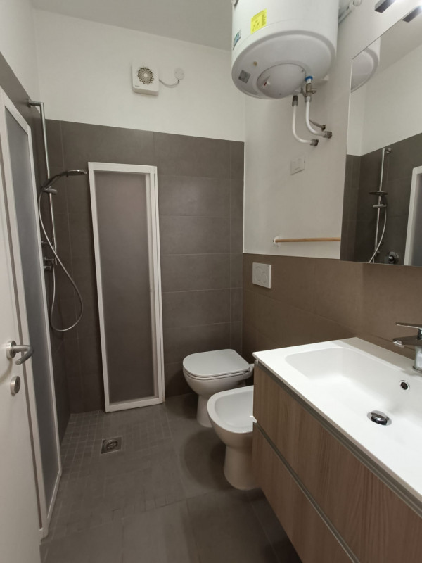 Proponiamo in esclusiva un moderno bilocale di circa 45 mq situato nel cuore della zona Facciolat...