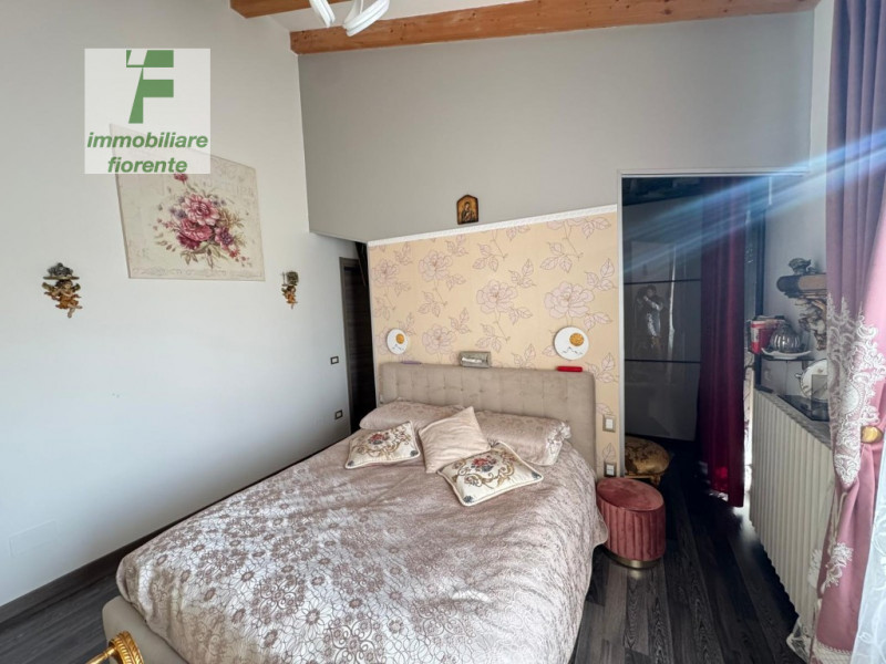 IN ZONA TRANQUILLA, MA ALLO STESSO TEMPO COMODA AI SERVIZI PORZIONE DI CASA A SCHIERA DI MQ 113 T...