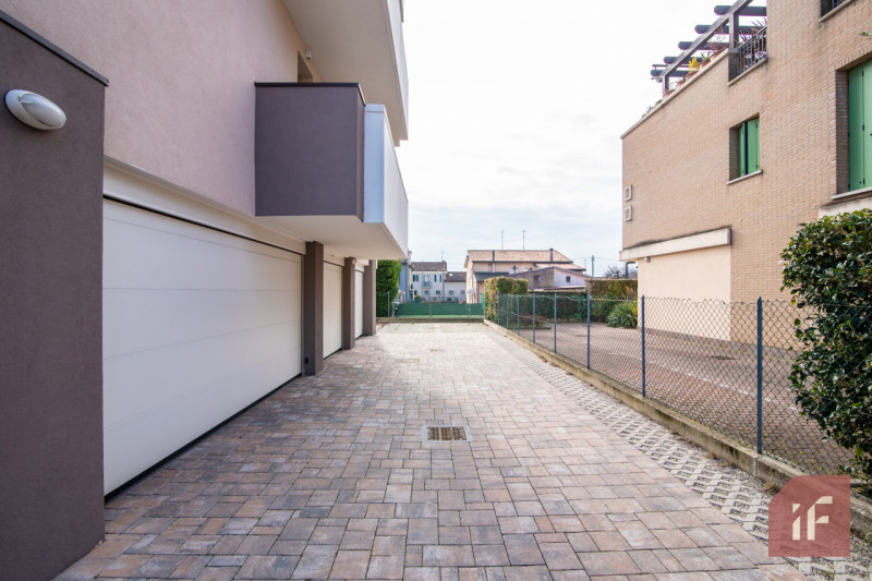 RESCHIGLIANO DI CAMPODARSEGO - In una delle zone residenziali più ricercate di Reschigliano di Ca...