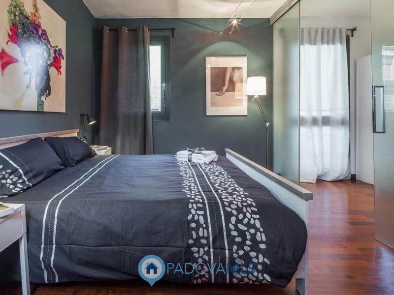 Immobile in esclusiva al Gruppo Padova MLS
OTTIMA CASA SINGOLA SU DUE LIVELLI CON GIARDINO PRIVAT...