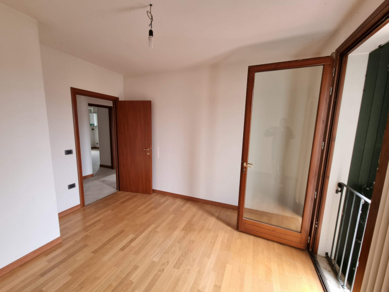 Lozzo Atestino (PD) a due passi dalla piazza principale del Paese, proponiamo in Locazione Appart...