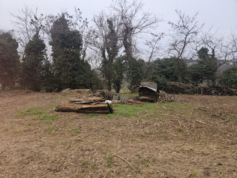 Situato nel pittoresco comune di Vò, nella tranquilla zona di Zovon, vi presentiamo un affascinan...
