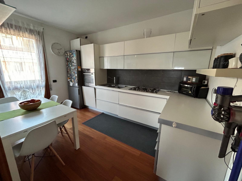 ALBIGNASEGO: vendesi appartamento in un condominio di recente costruzione in un contesto residenz...