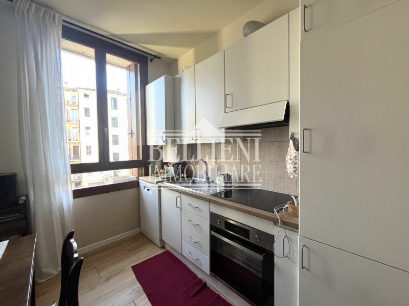 CENTRO STORICO - Proponiamo in vendita nel cuore del centro storico di Vicenza, un ampio mini app...