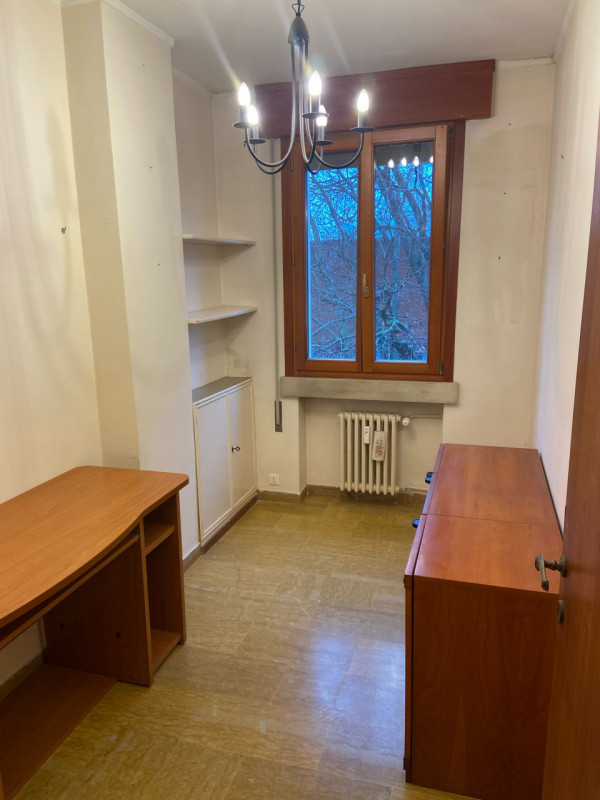 VENEZIA - STAZIONE: CLASSE ENERGETICA F - EPgl,nren  153,80 KWh/mq anno. 
Vicinissimo alla Stazio...