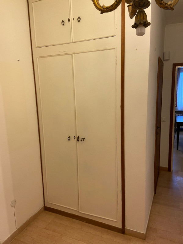 VENEZIA - STAZIONE: CLASSE ENERGETICA F - EPgl,nren  153,80 KWh/mq anno. 
Vicinissimo alla Stazio...